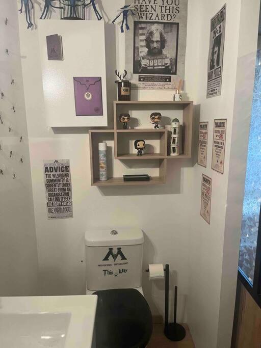 Pérouges La Chambre Des Secrets Perougien מראה חיצוני תמונה